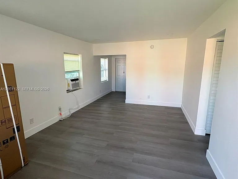 2312 Madison St #6 — Photo 4