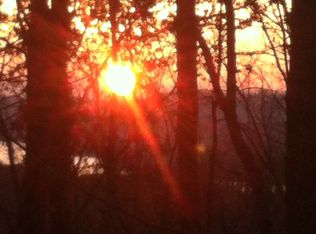 387 Pine Ridge Rd, Harriman, TN 37748