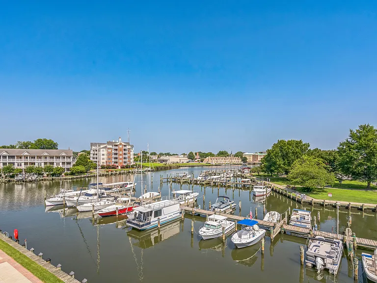 6 Riverside Wharf — Photo 8
