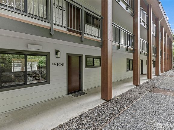 2nd image of 130 105th Avenue SE #108