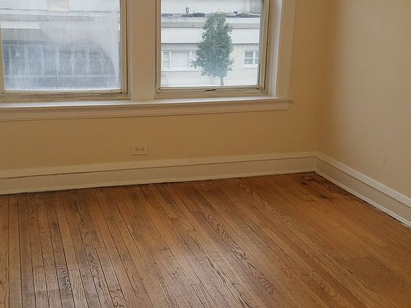 4th image of 1550 W 95th St #1550205
