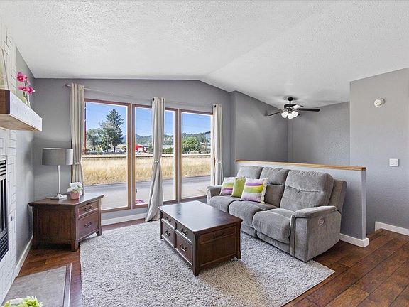 3rd image of 20724 E Gilbert Ave