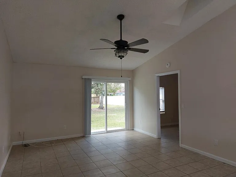 1562 Bonview Ave — Photo 5