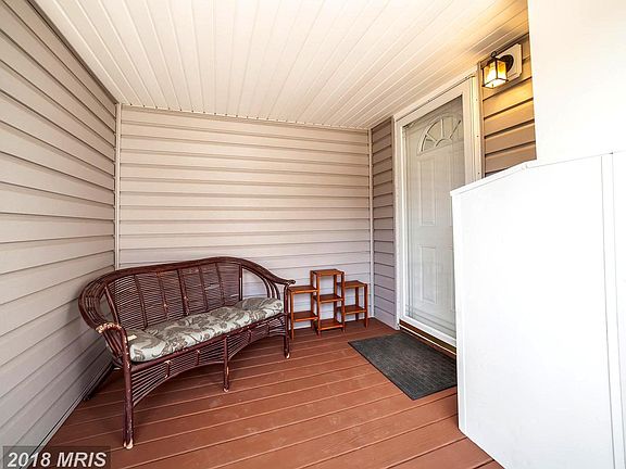 4th image of 1302 Clagett Dr