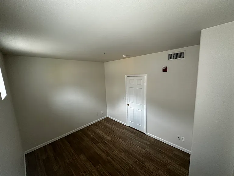 25502 Huntwood Ave — Photo 20