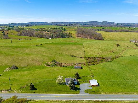 4th image of 4832 Fancy Gap Hwy