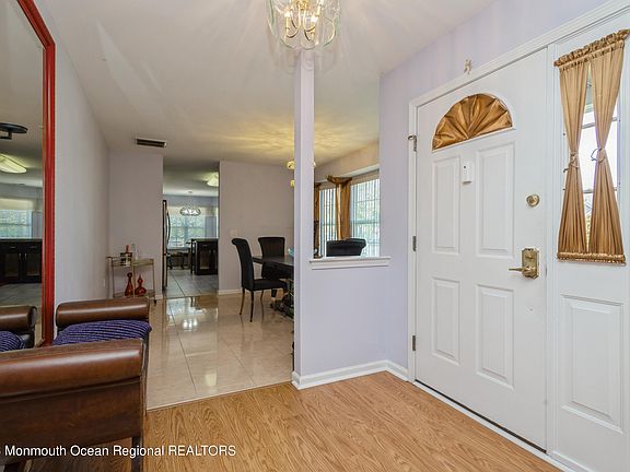 5th image of 3225 Flagstone Court