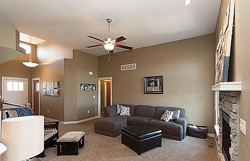 3rd image of 300 Cambridge Way