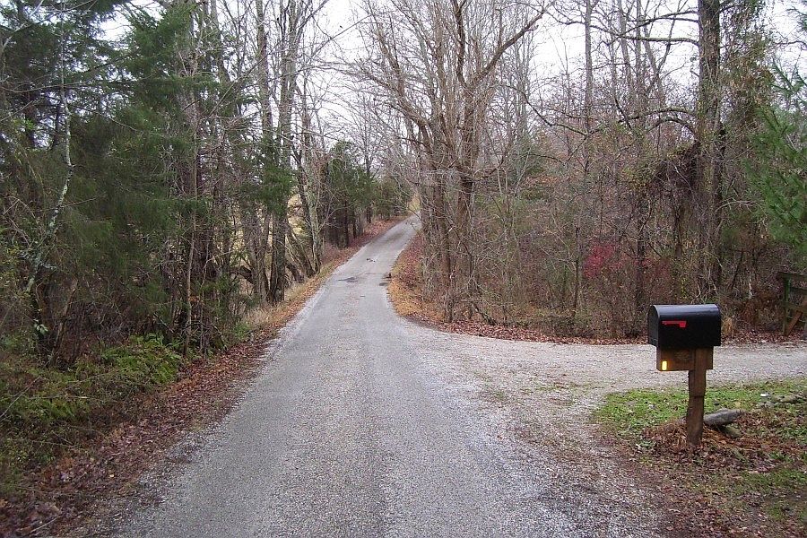 2nd image of 215 Christian Commons Rd