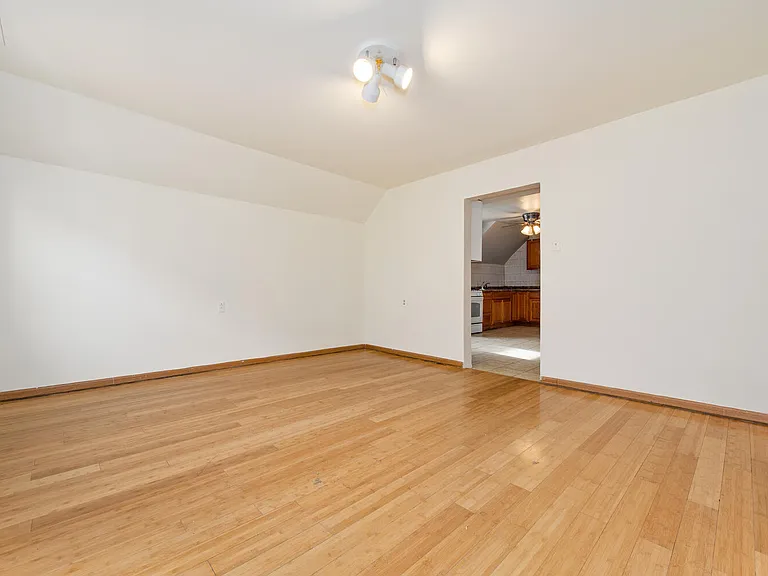 1720 N Saint Louis Ave #2 — Photo 3