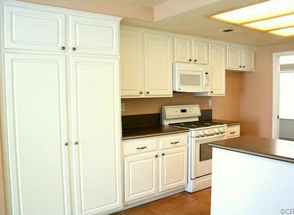 5th image of 40050 Oak Grove Ave