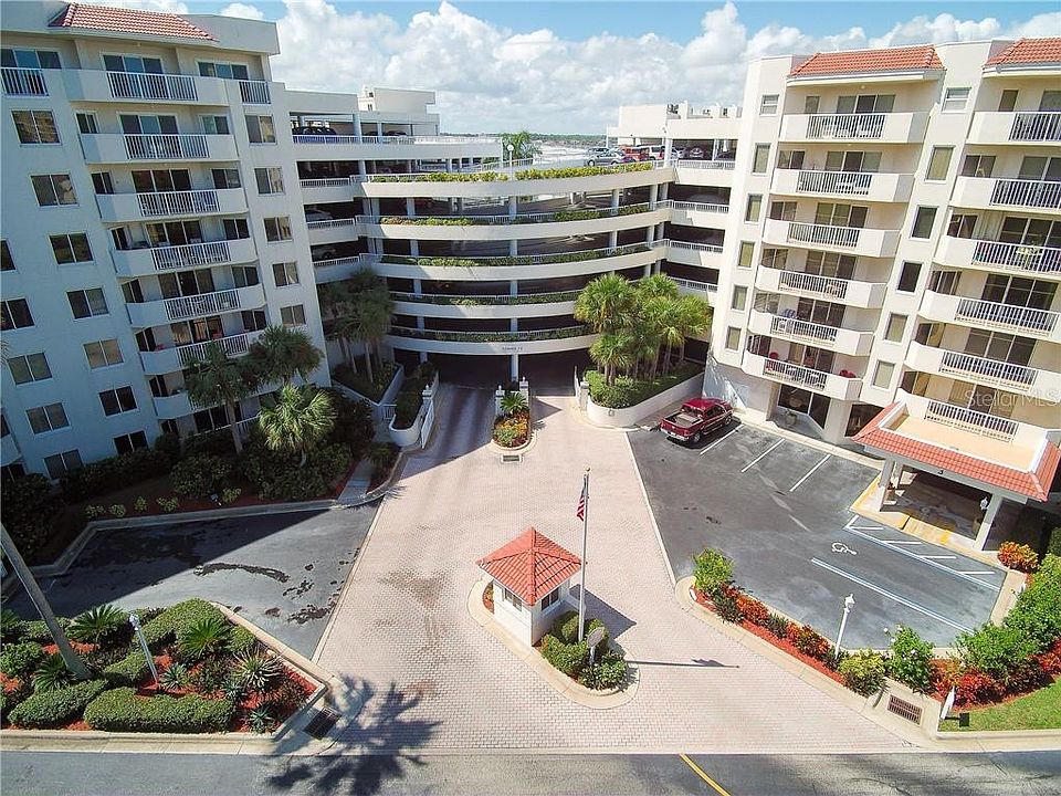 1st image of 3 Oceans West Blvd APT 1C7
