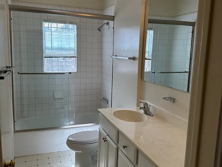 362 W Palmer Ave #4 — Photo 7