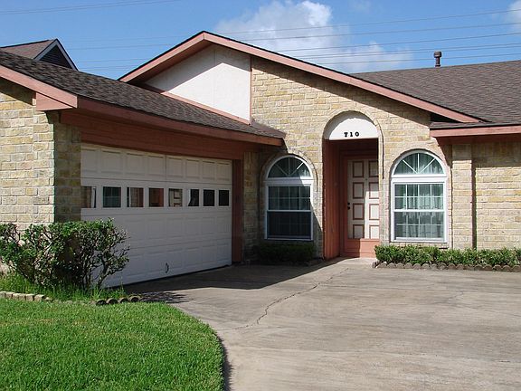 4th image of 710 Park Meadow Dr