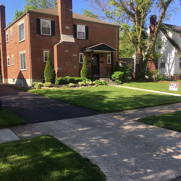 1st image of 410 Lonsdale Ave