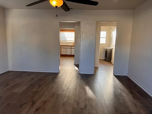 2 bed, $2,595 — Photo 4
