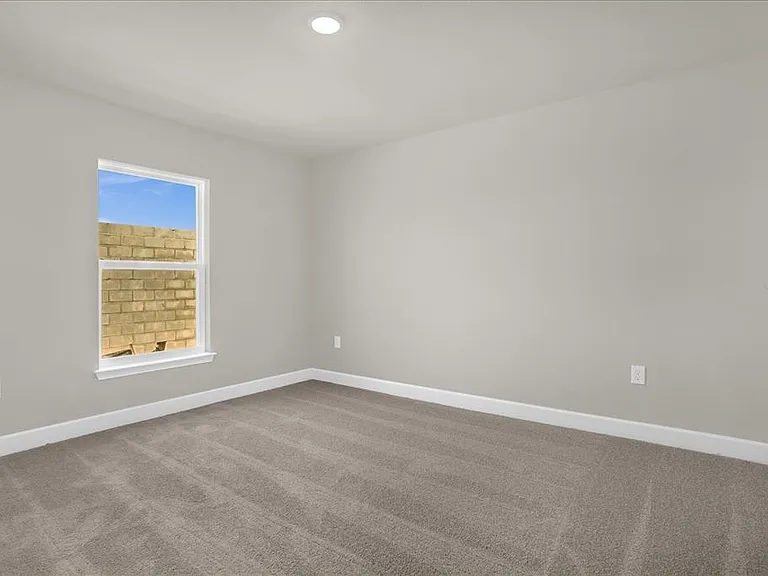 671 Tanaro Ln — Photo 14