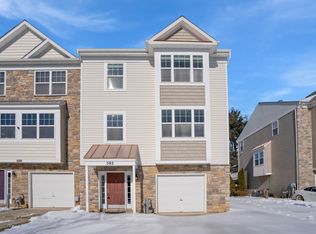 592 Burr Oak Ct, Prince Frederick, MD 20678