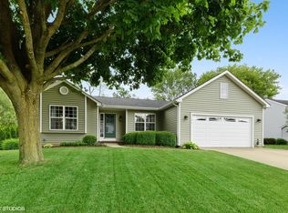 3717 Brighton Pl, McHenry, IL 60050