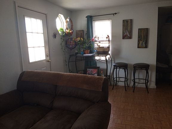4th image of 37 Atkins Ave #A