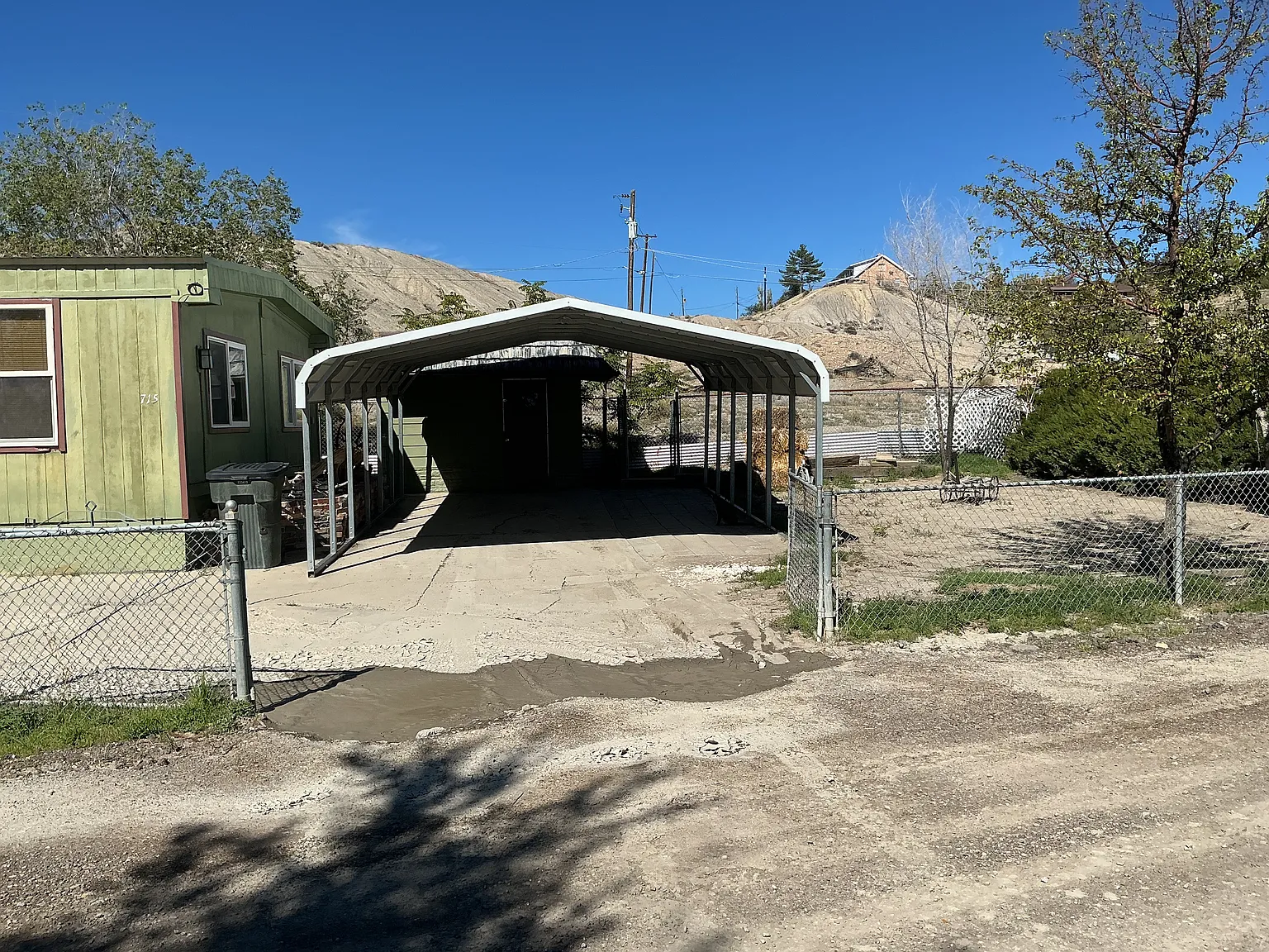 3 bed, 1356 sqft, $1,000 — Photo 2