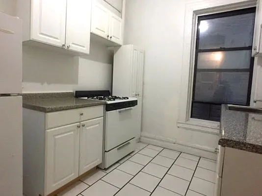 Rented by Bohemia Realty Group | media 20