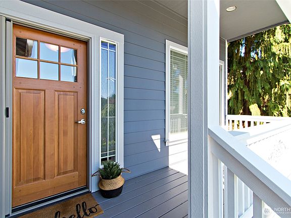2nd image of 12622 194th Avenue Ct E