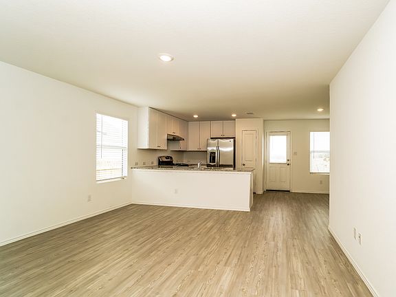 4th image of 5923 Sunset Song Ln