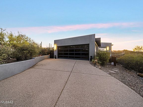 5th image of 2081 N Calle Del Suerte