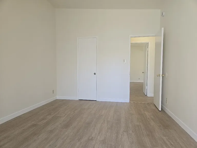 15480 Moorpark St #7 — Photo 7