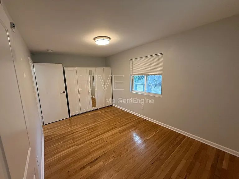 5425 Stewart Ave #4 — Photo 8