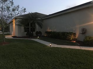 205 SW Maclay Way, Port Saint Lucie, FL 34986
