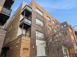 2923 N Clybourn Ave Unit 403, Chicago, IL 60618