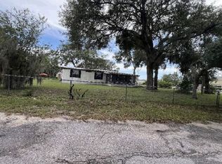 21010 Niles Ave, Mount Dora, FL 32757