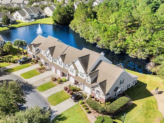 3rd image of 136 Sardis Dr. #136