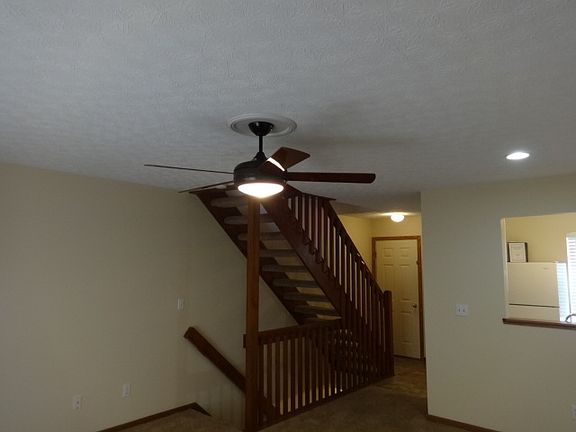 2nd image of 1669 Blackhorse Ln