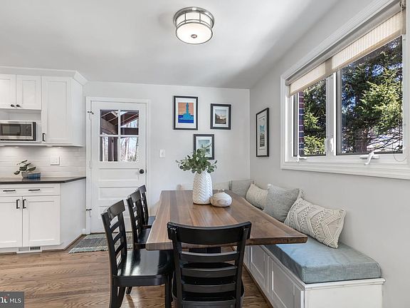 4th image of 6522 Oakwood Dr