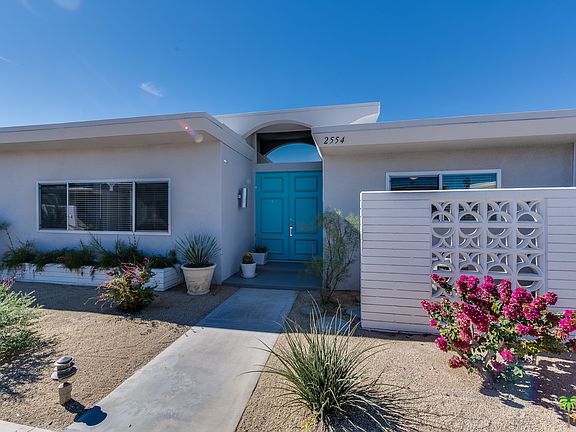 2nd image of 2554 S Sierra Madre