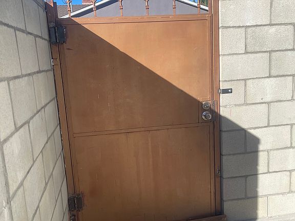 4th image of 8521 Tampa Ave #8523