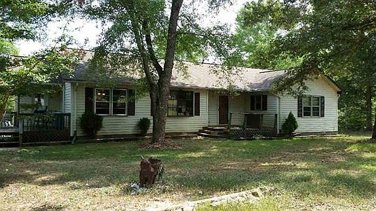 2nd image of 476 Rowells Rd