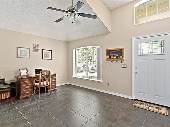 2nd image of 846 Lake Jackson Cir