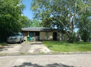 12835 Segrest Dr, Houston, TX 77047