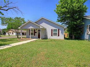 317 Otis St, Whitesboro, TX 76273