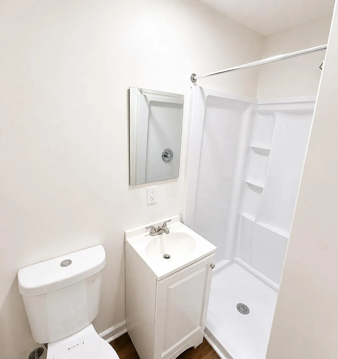 4 bed, 7.0 bath, 2192 sqft, $1,109 — Photo 3