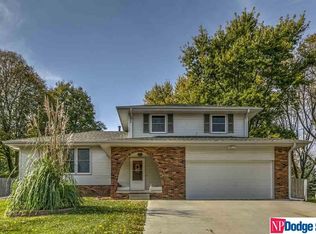 14024 Poppleton Cir, Omaha, NE 68144