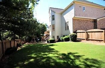 5th image of 1722 Jamestown Ct SE