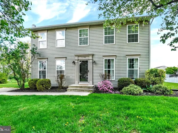 1190 Cherimoya St, York, PA 17404