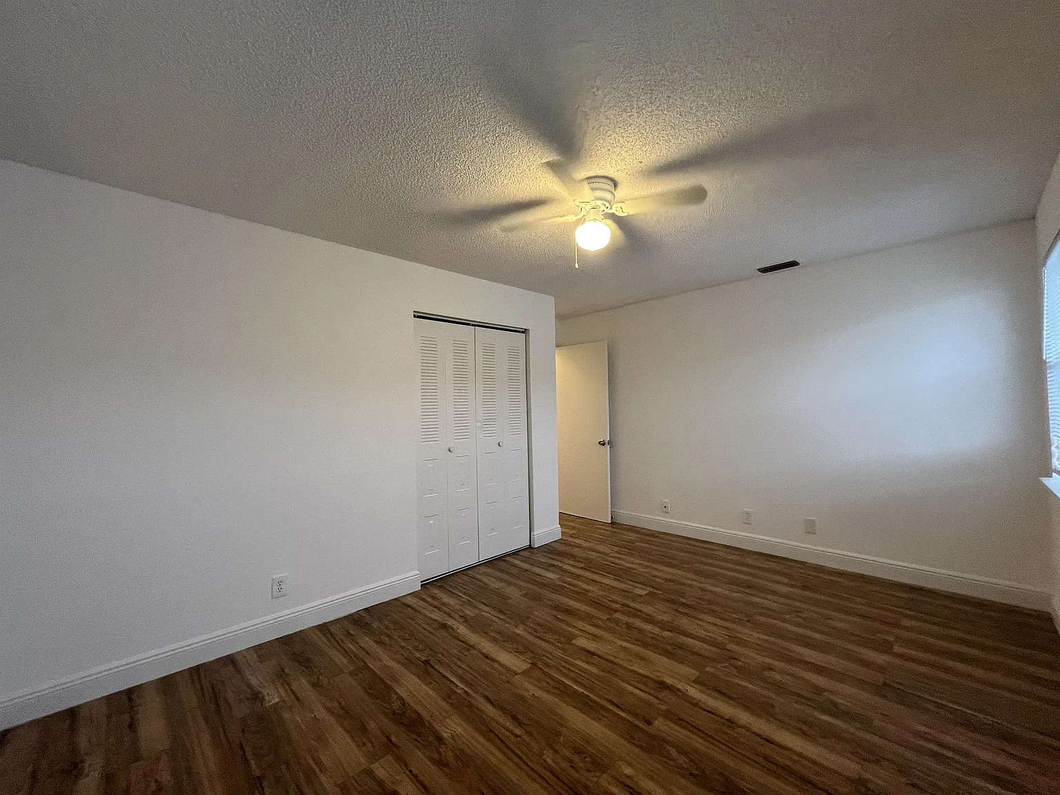 Country Lake 16413 (Crismar LLC) - 339 — Photo 2