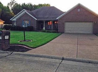 8322 Southport Dr, Evansville, IN 47711