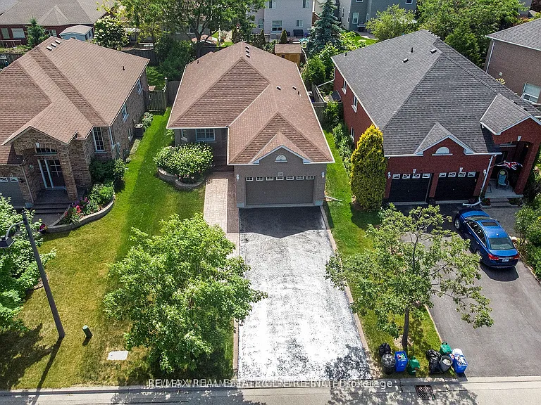 36 Padfield Dr — Photo 27